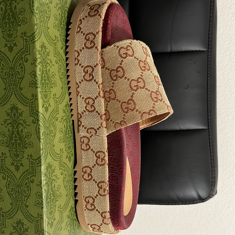 Original Gucci slides
